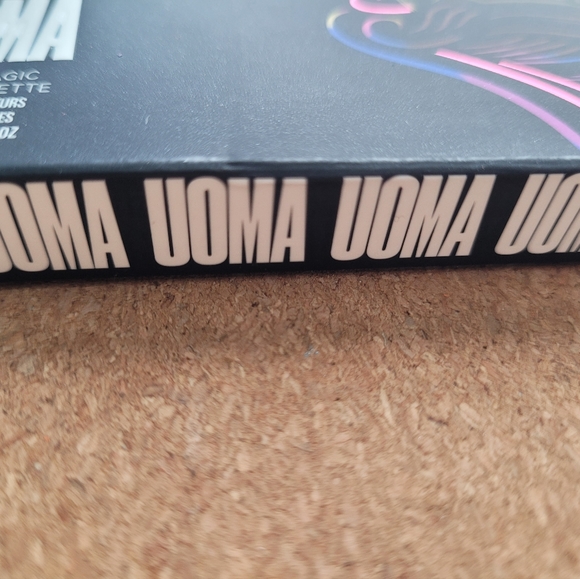 UOMA Black Magic Carnival eyeshadow Palette - Picture 5 of 16